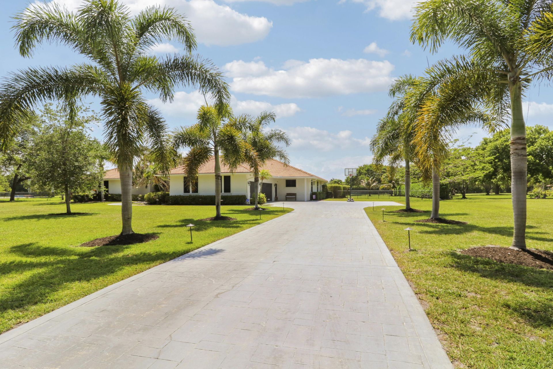 8667 Steeplechase Drive, Palm Beach Gardens, FL 33418 Photo