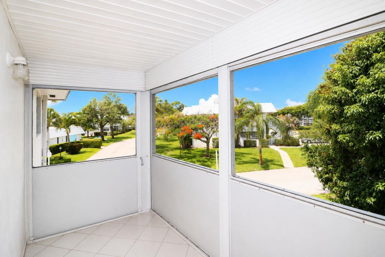 2929 SE Ocean Boulevard, Unit 106-10, Stuart, FL 34996 Photo