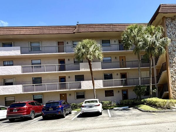 4970 E Sabal Palm Boulevard, Unit 315, Tamarac, FL 33319