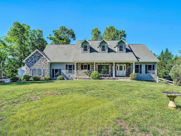 1805 Carroll RD , Goodview, VA 24095
