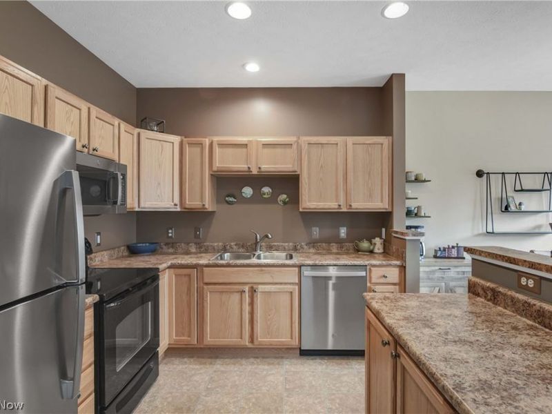106 Clay Court, Berea, OH 44017 Photo 18