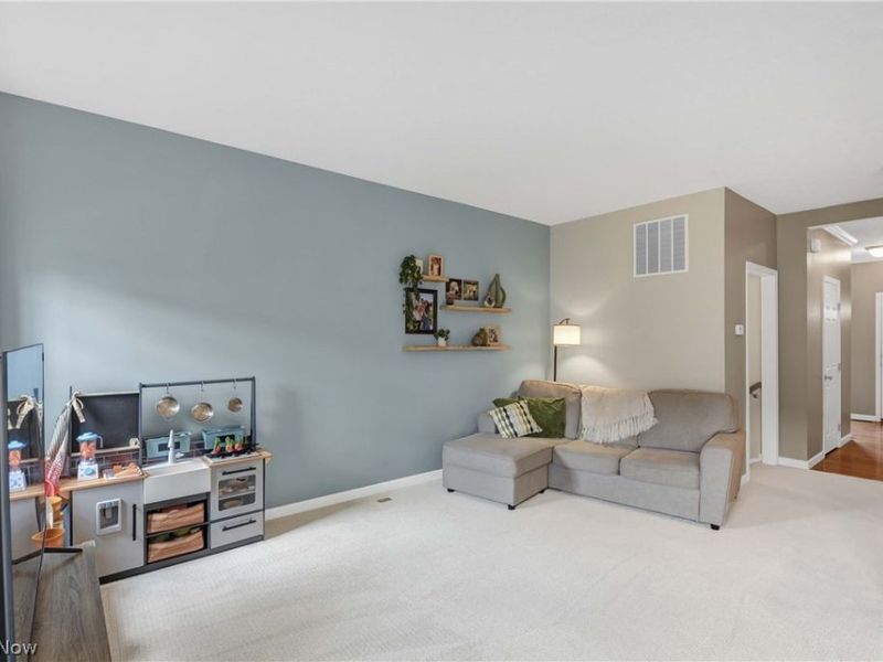 106 Clay Court, Berea, OH 44017 Photo 8