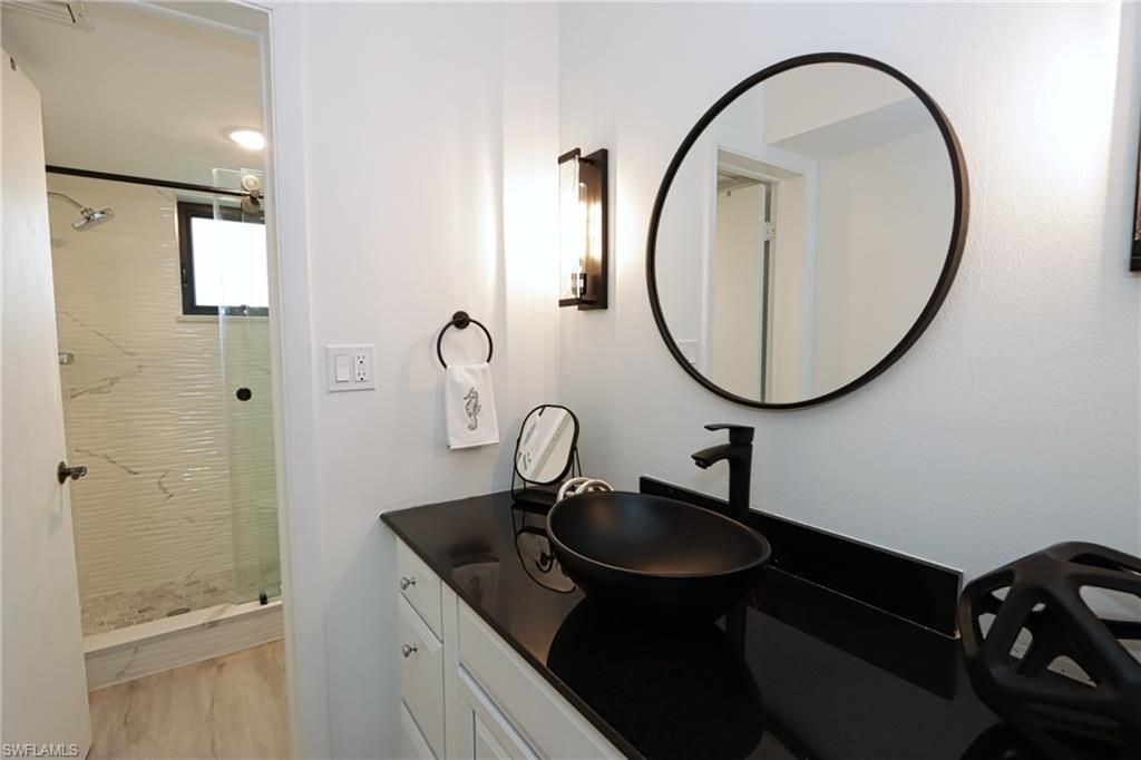 788 Park Shore Dr , Unit E14, Naples, FL 34103 Photo