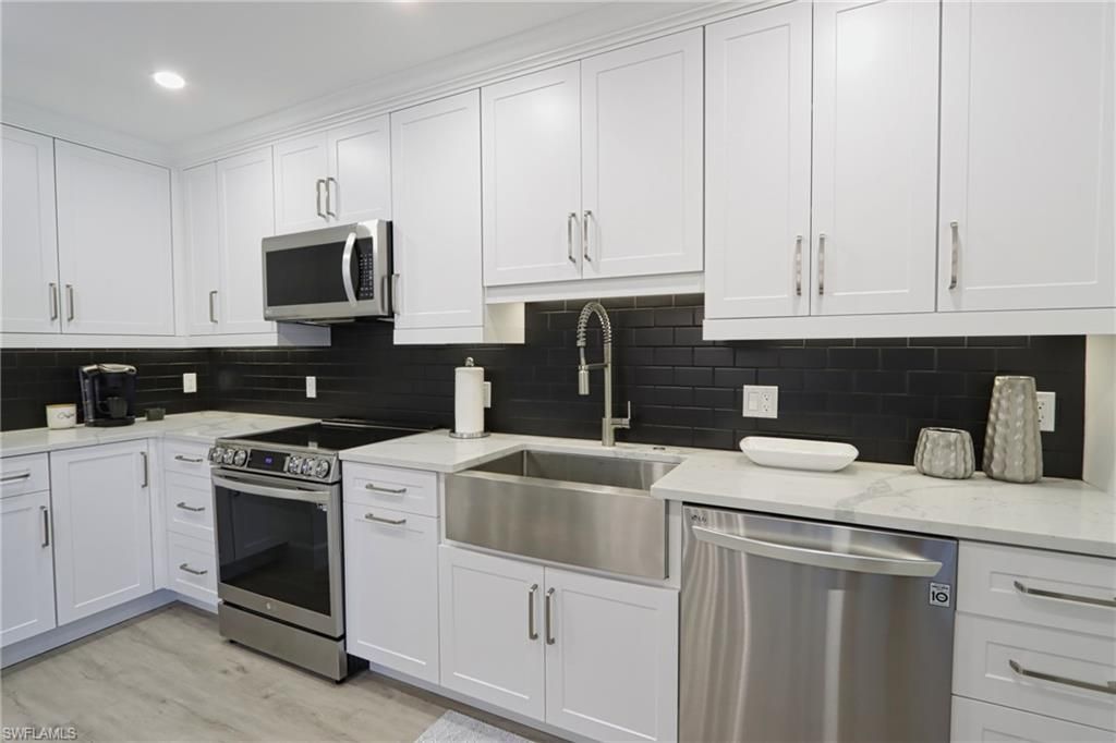 788 Park Shore Dr , Unit E14, Naples, FL 34103 Photo