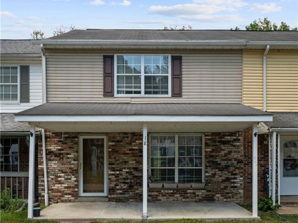 18 Sitting Bull Drive, St Albans, WV 25177