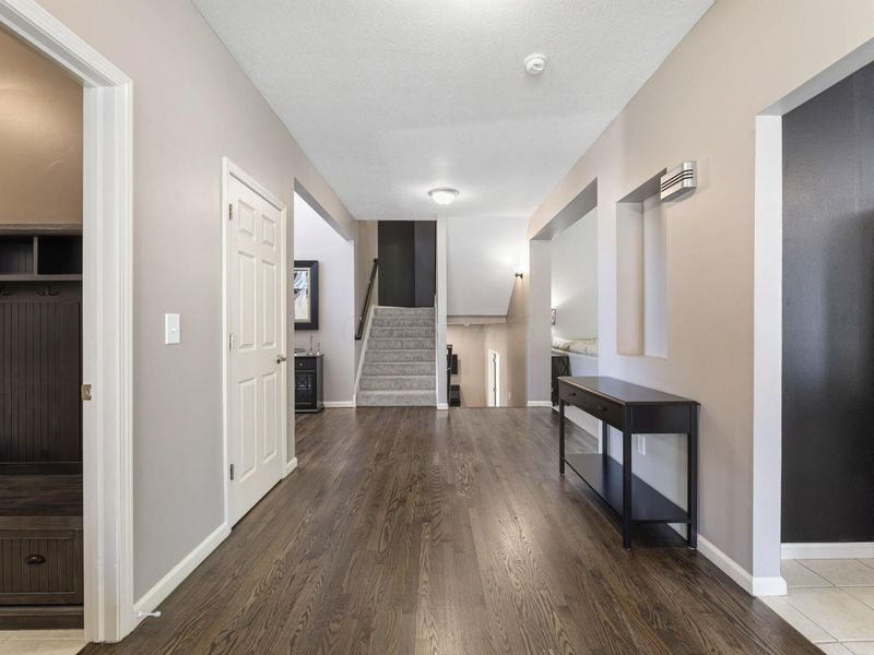 5975 Carnegie Cove Court, Columbus, OH 43213 Photo 16