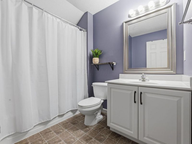 5975 Carnegie Cove Court, Columbus, OH 43213 Photo 37