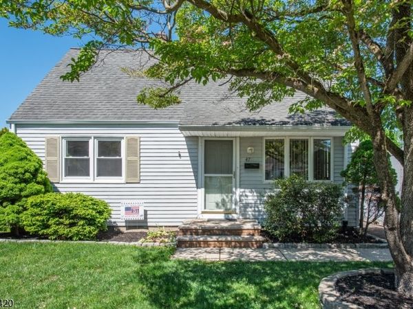 47 Burnside Pl, Wanaque, NJ 07420
