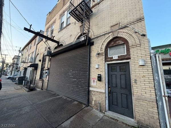 64 Mott St, Unit 2, Newark, NJ 07105