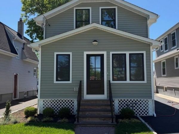125 S Michigan Ave, Kenilworth, NJ 07033