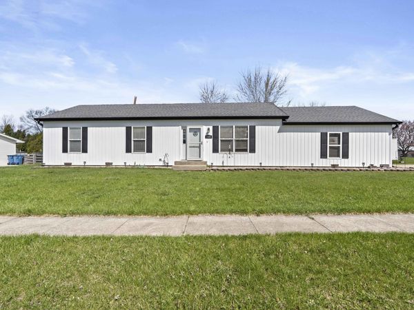 6000 W 175th Avenue, Lowell, IN 46356