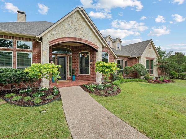 122 W Carruth Lane, Double Oak, TX 75077