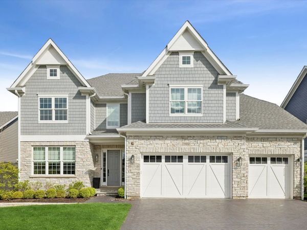 1102 White Pine Lane, Western Springs, IL 60558