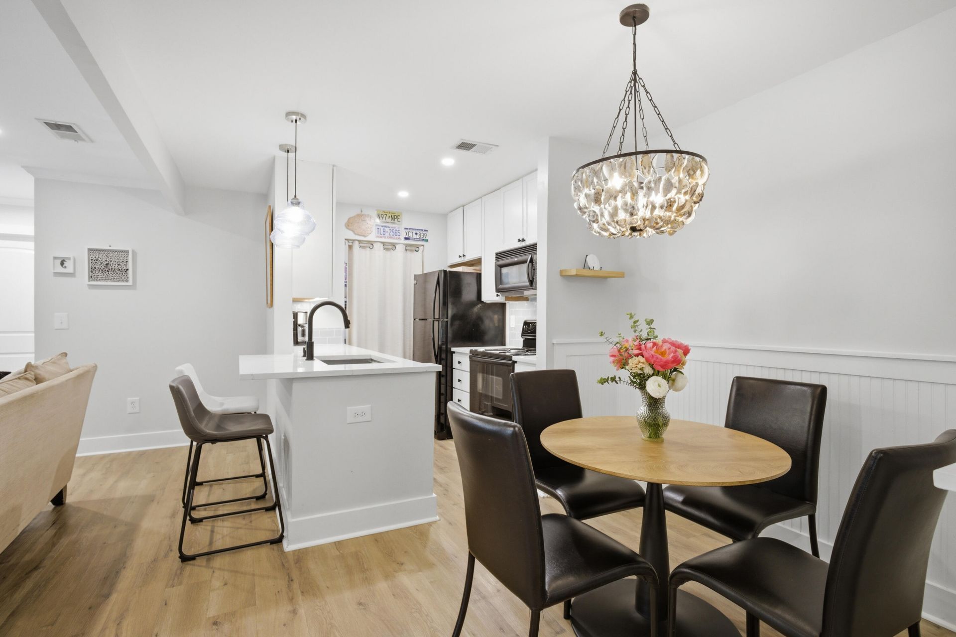 272 Alexandra Drive Photo 11