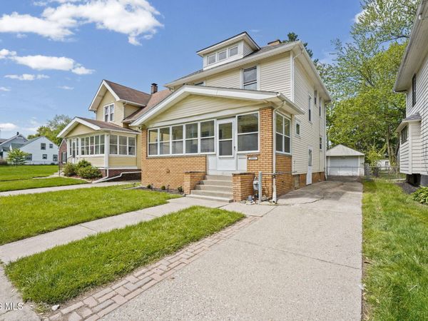 2821 Midwood Avenue, Toledo, OH 43606