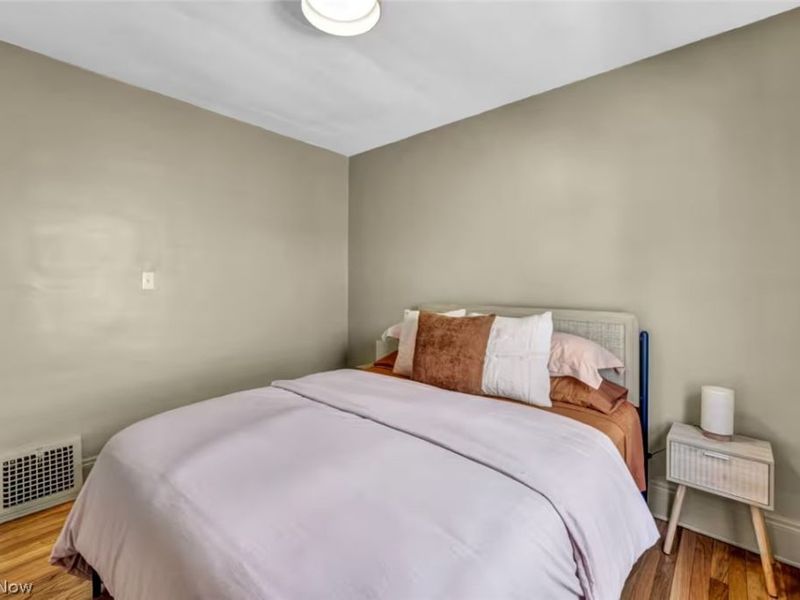 3297 W 131st Street , Cleveland, OH 44111 Photo 23