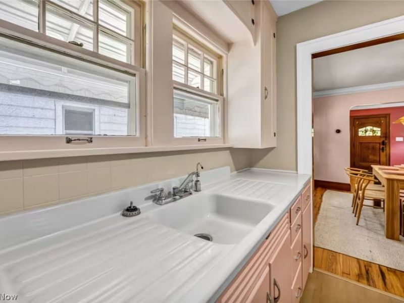 3297 W 131st Street , Cleveland, OH 44111 Photo 7