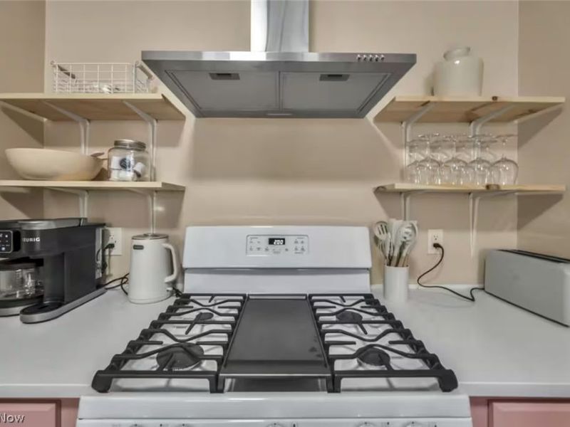 3297 W 131st Street , Cleveland, OH 44111 Photo 8