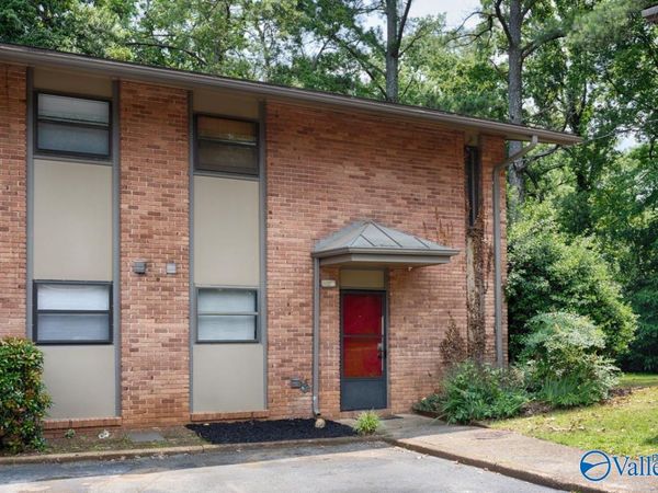 2220 Colony Drive SW, Unit 2220, Huntsville, AL 35802
