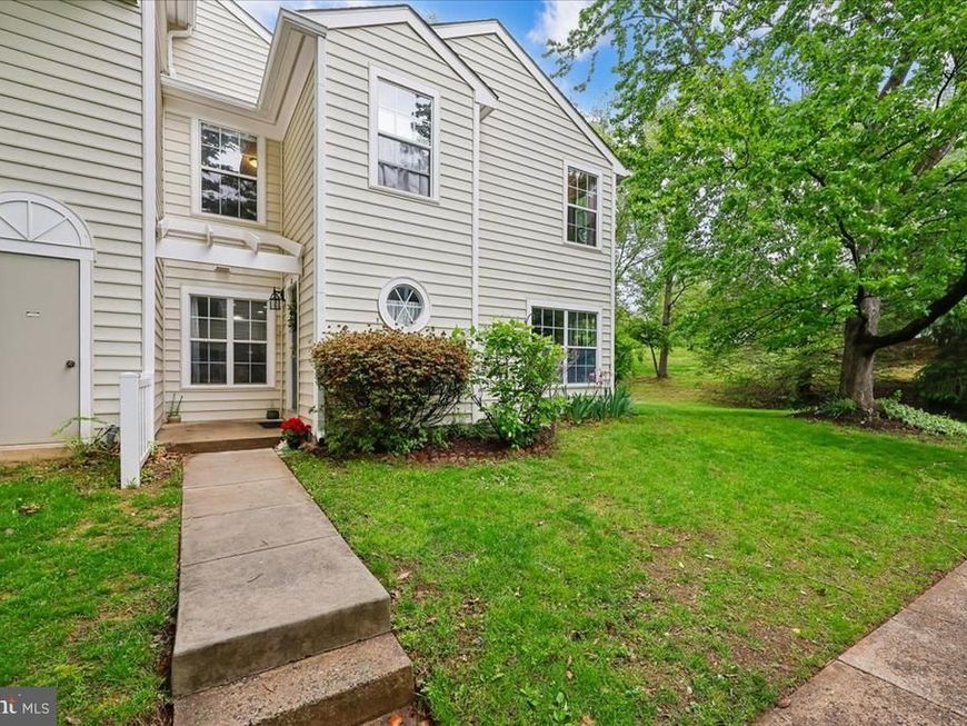 32 Amarillo Court, Unit 121, Germantown, MD 20874 Main Photo