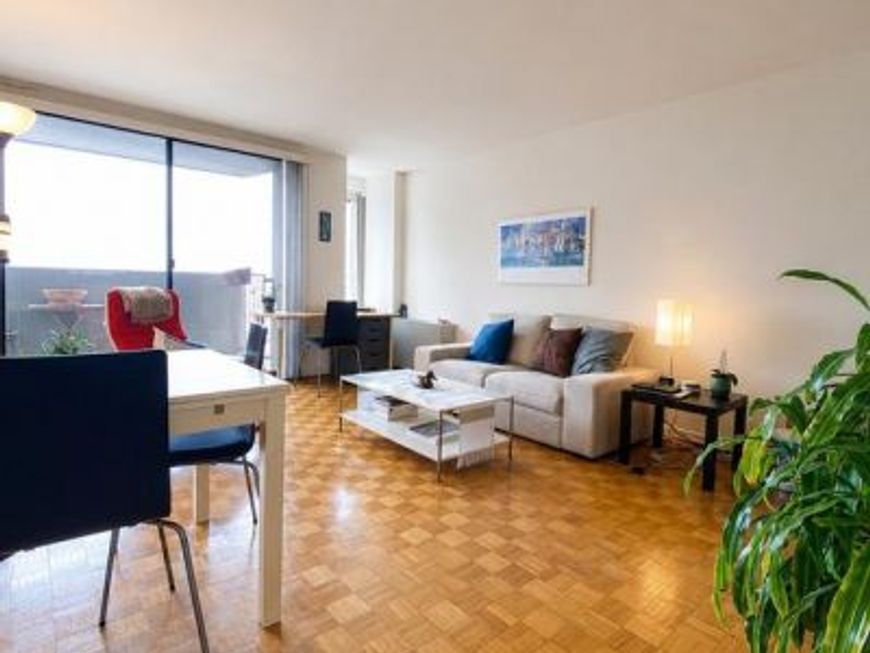 224 30 W Rittenhouse Square , Unit 1008, Philadelphia, PA 19103 Main Photo