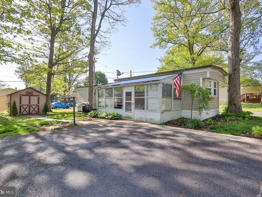 372 Black Oak Lane , Bath, PA 18014 Main Photo