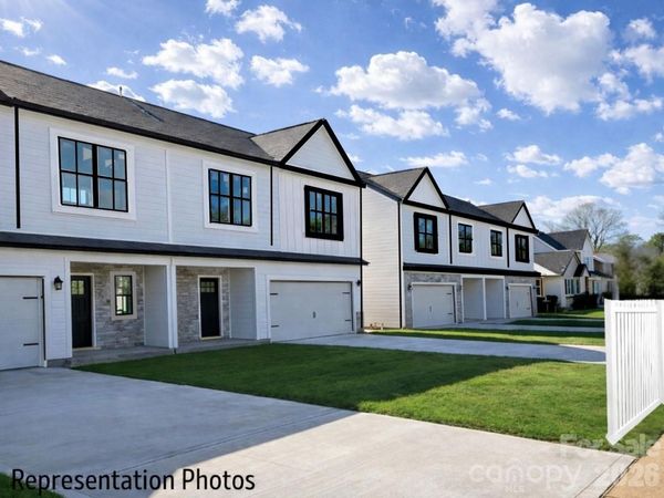 1238 N Sharon Amity Road , Charlotte, NC 28211