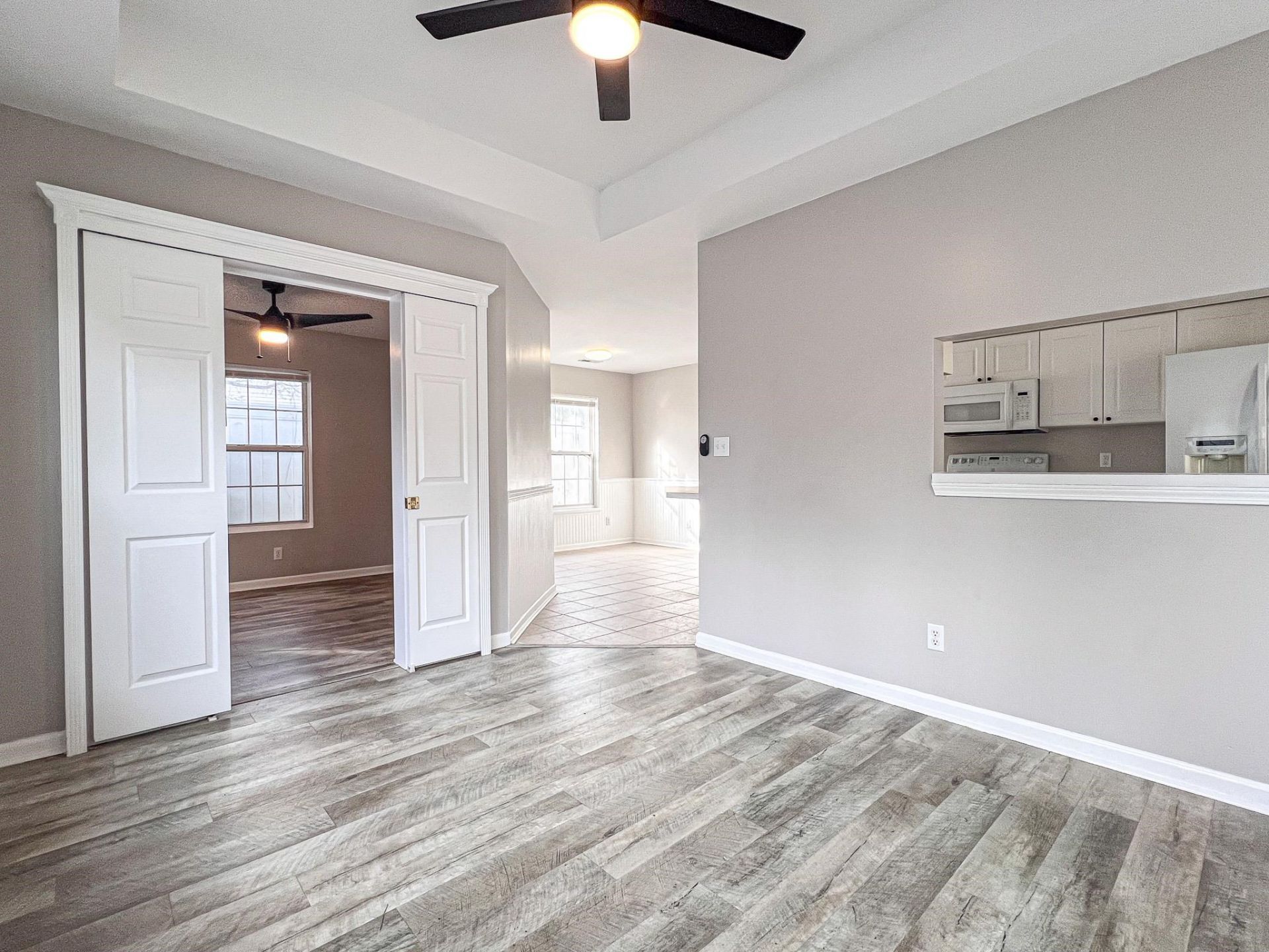 4422 Barcelona Ln.  Photo 12