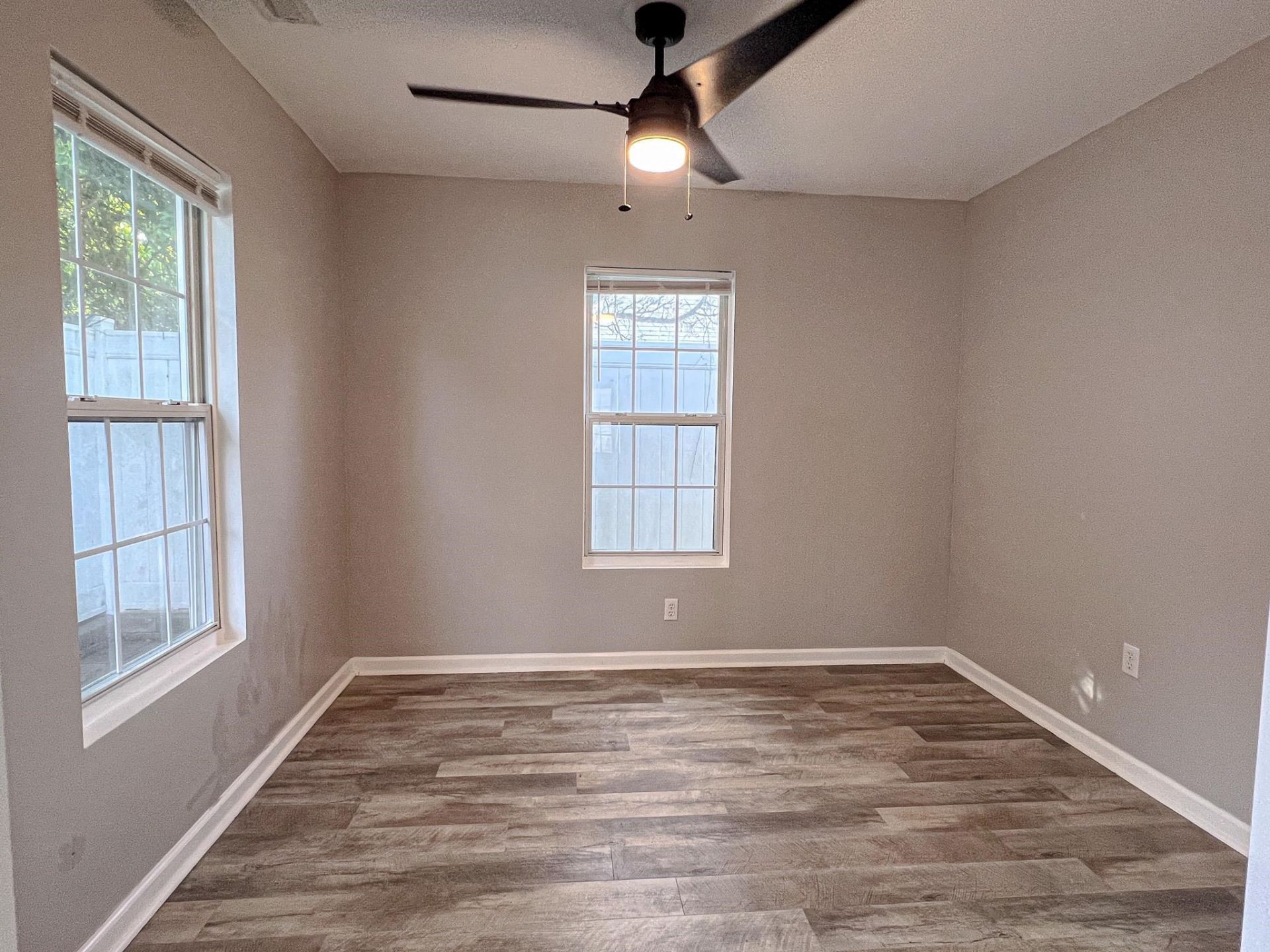 4422 Barcelona Ln.  Photo 13