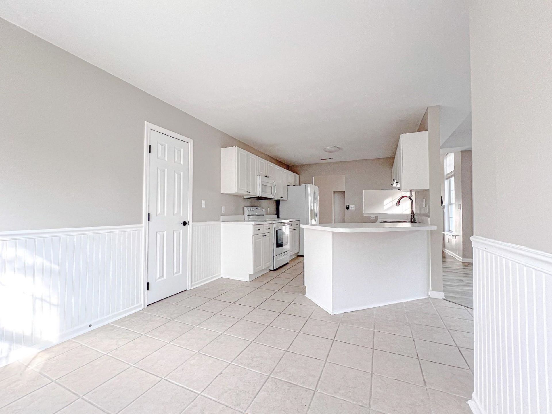 4422 Barcelona Ln.  Photo 15