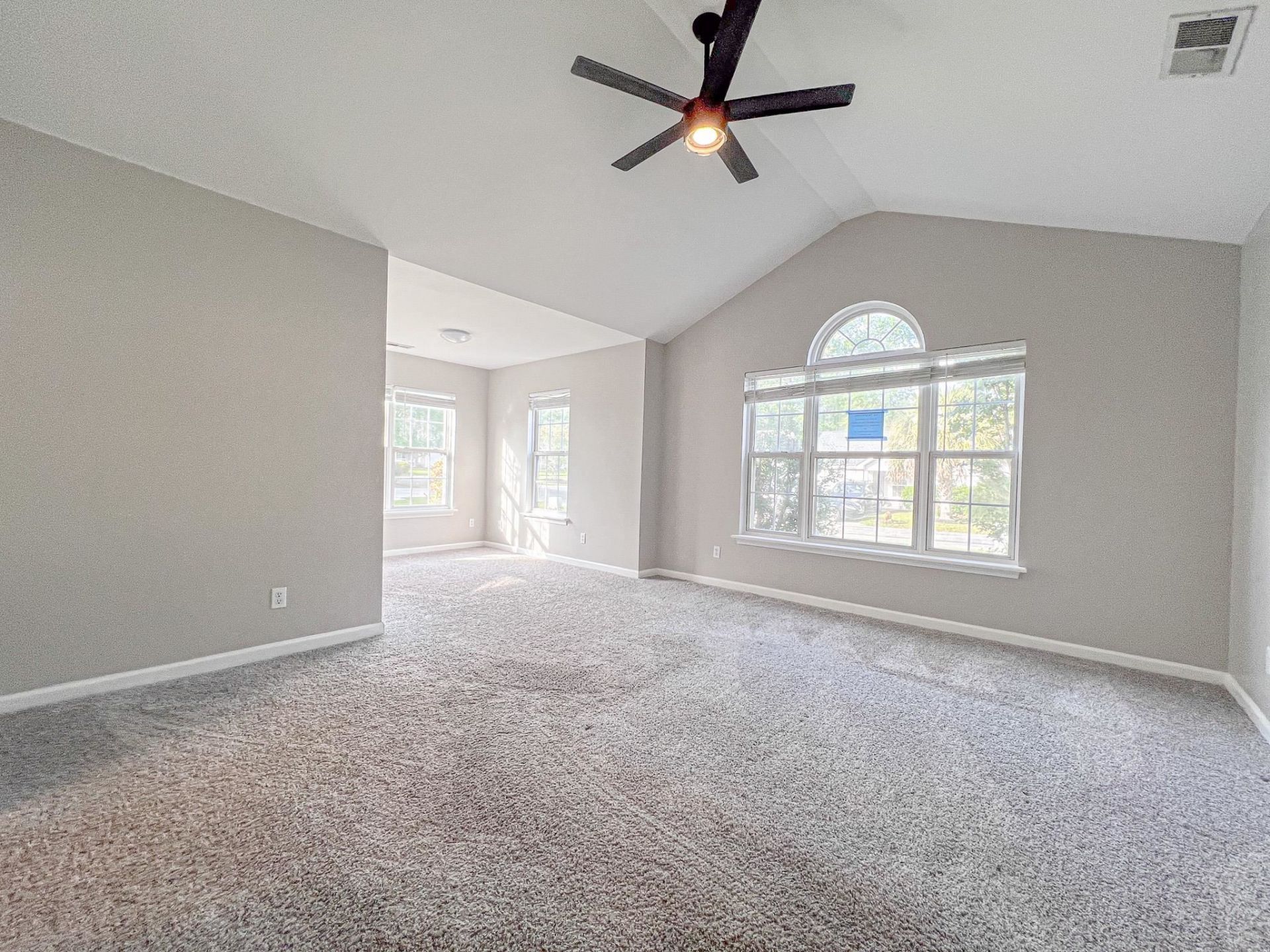 4422 Barcelona Ln.  Photo 15