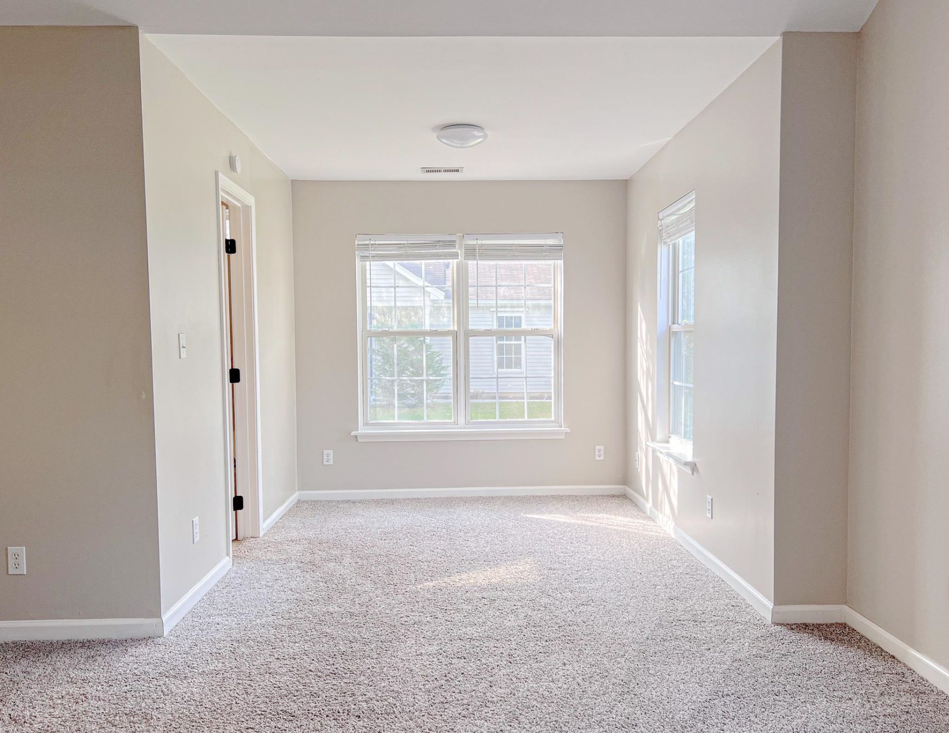 4422 Barcelona Ln.  Photo 31
