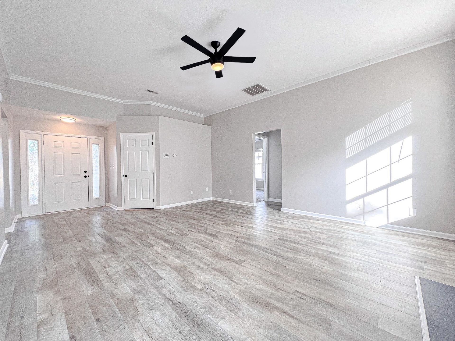 4422 Barcelona Ln.  Photo 6