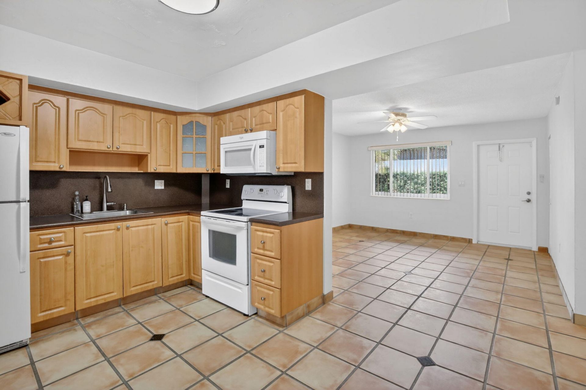 6281 Moseley Street, Unit 1-2, Hollywood, FL 33024 Photo