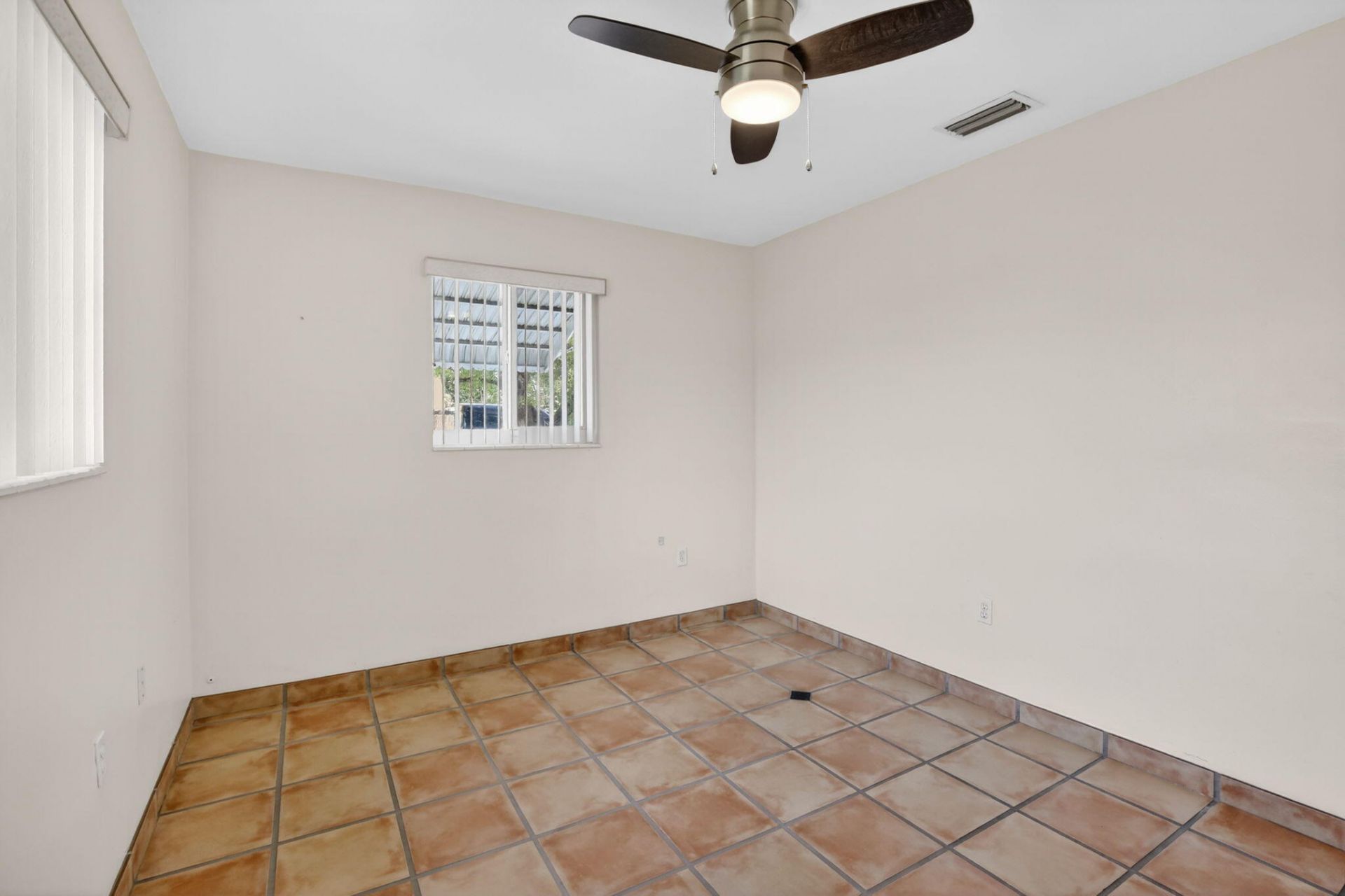 6281 Moseley Street, Unit 1-2, Hollywood, FL 33024 Photo