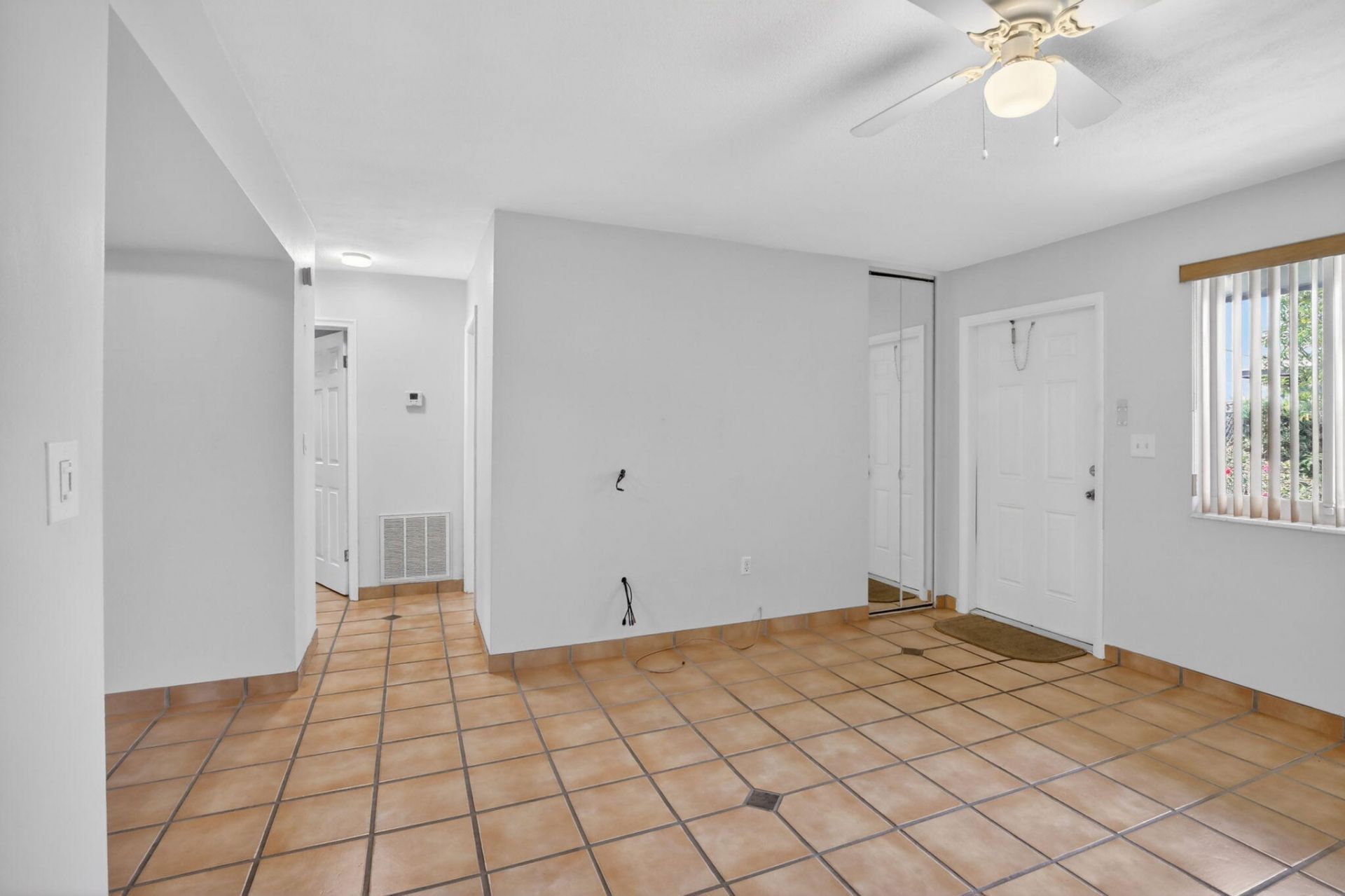 6281 Moseley Street, Unit 1-2, Hollywood, FL 33024 Photo
