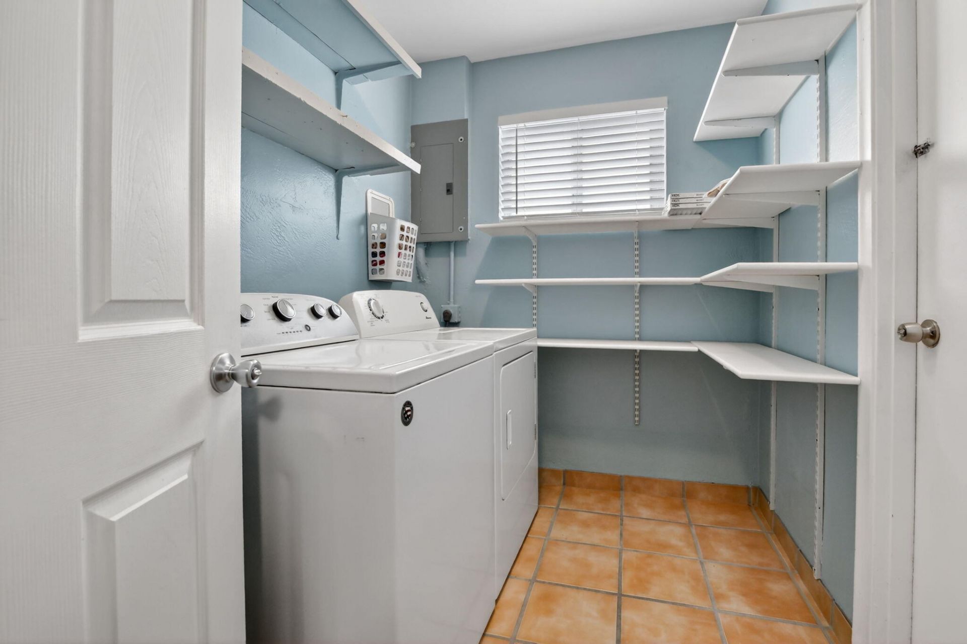 6281 Moseley Street, Unit 1-2, Hollywood, FL 33024 Photo