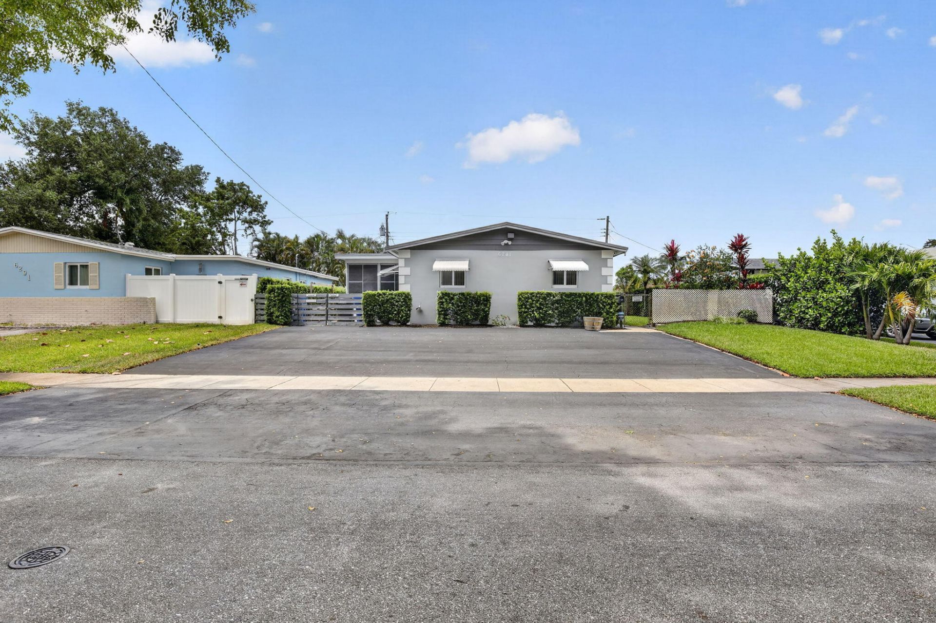 6281 Moseley Street, Unit 1-2, Hollywood, FL 33024 Photo