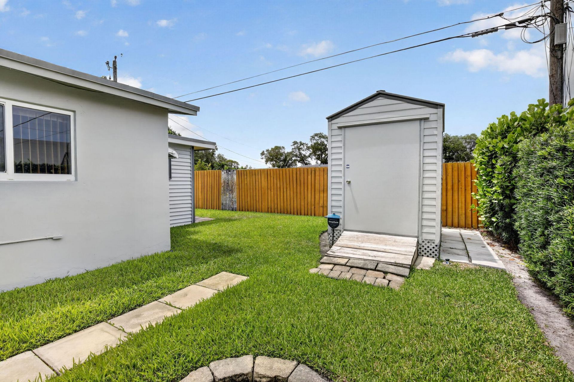 6281 Moseley Street, Unit 1-2, Hollywood, FL 33024 Photo