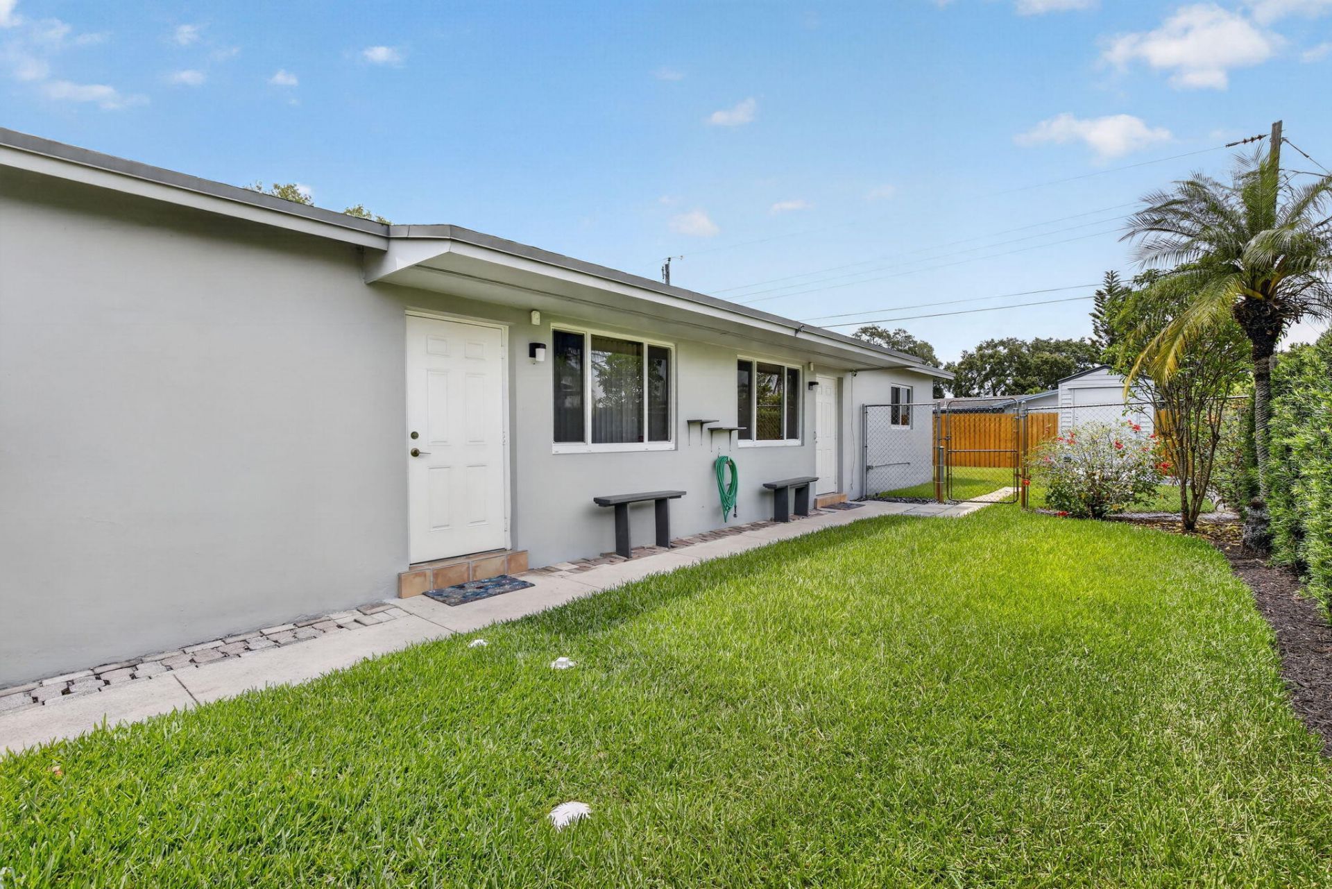 6281 Moseley Street, Unit 1-2, Hollywood, FL 33024 Photo