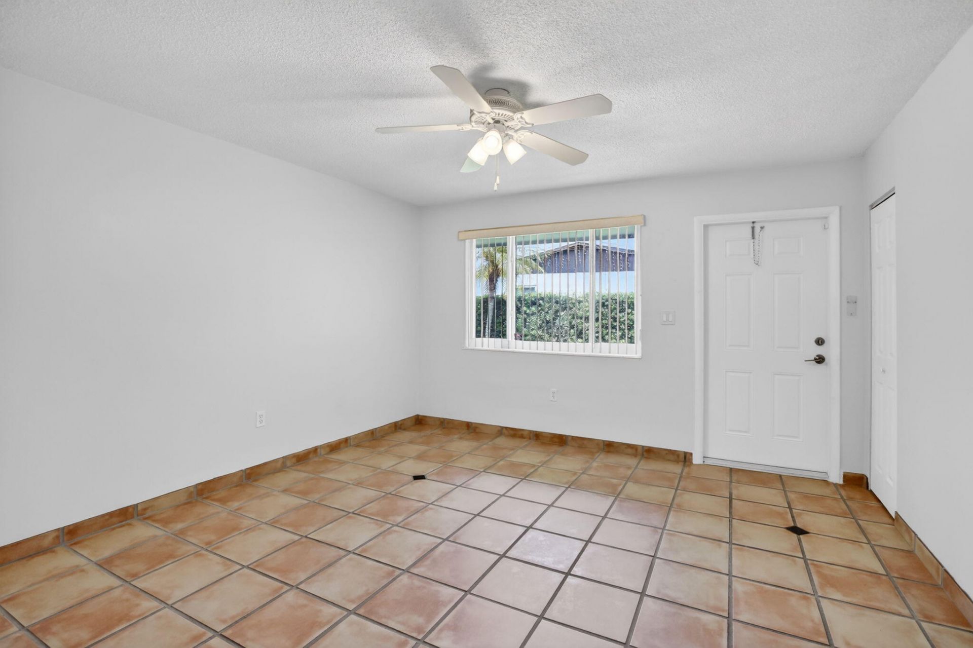 6281 Moseley Street, Unit 1-2, Hollywood, FL 33024 Photo