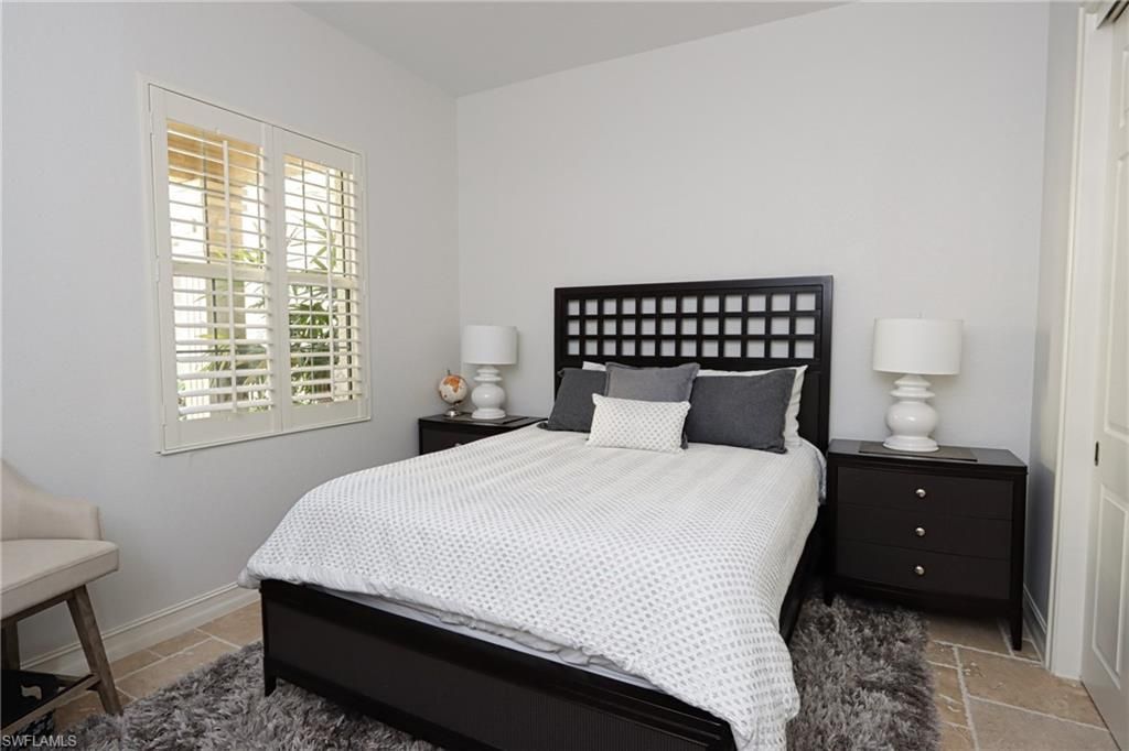 5963 Trophy Dr, Unit 2002, Naples, FL 34110 Photo