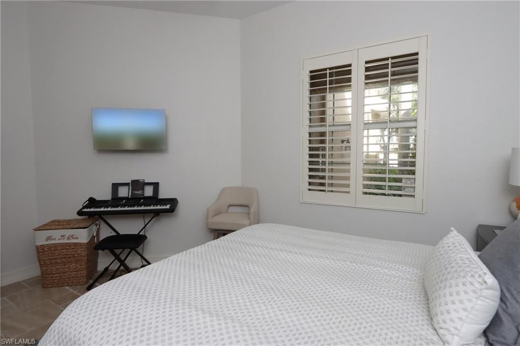 5963 Trophy Dr, Unit 2002, Naples, FL 34110 Photo