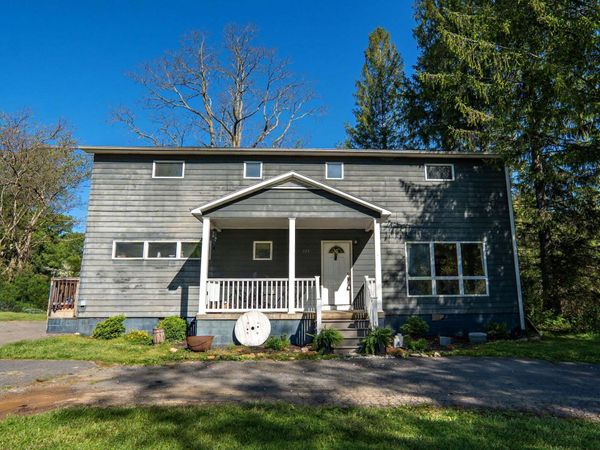 975 Anjean Rd, Rupert, WV 25984