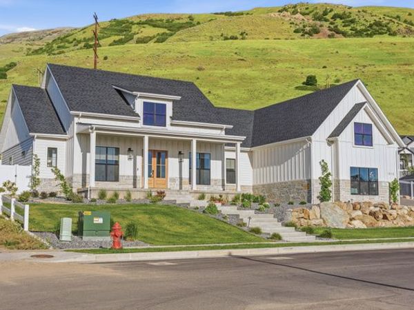 2013 S 100 W, Perry, UT 84302