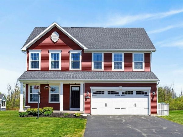5984 Ivory Drive, Farmington, NY 14425