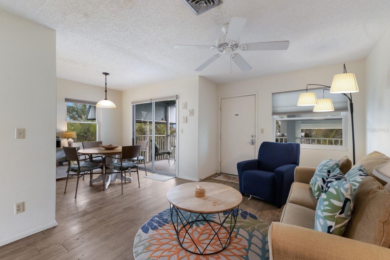 205 Highland Avenue , Unit 2, Bradenton Beach, FL 34217 Photo