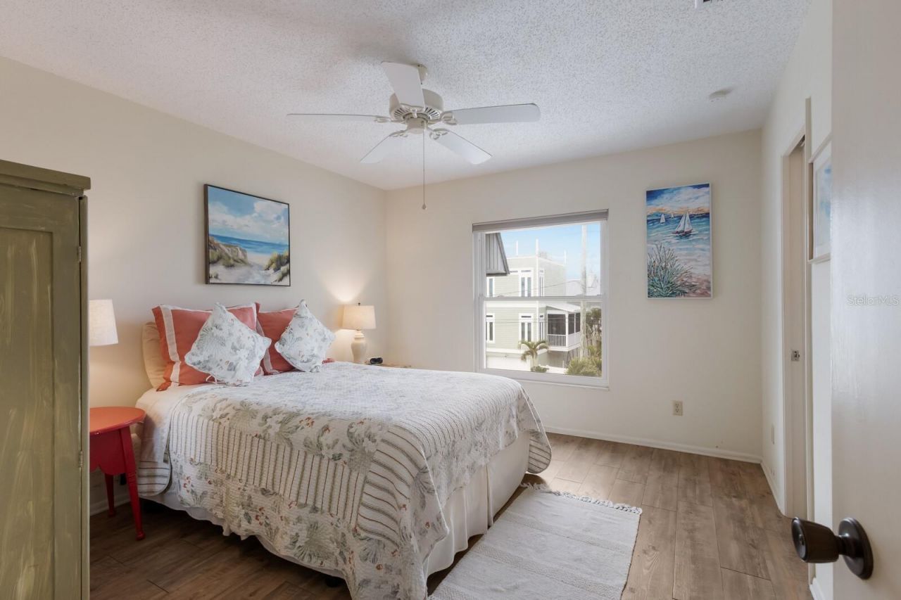 205 Highland Avenue , Unit 2, Bradenton Beach, FL 34217 Photo