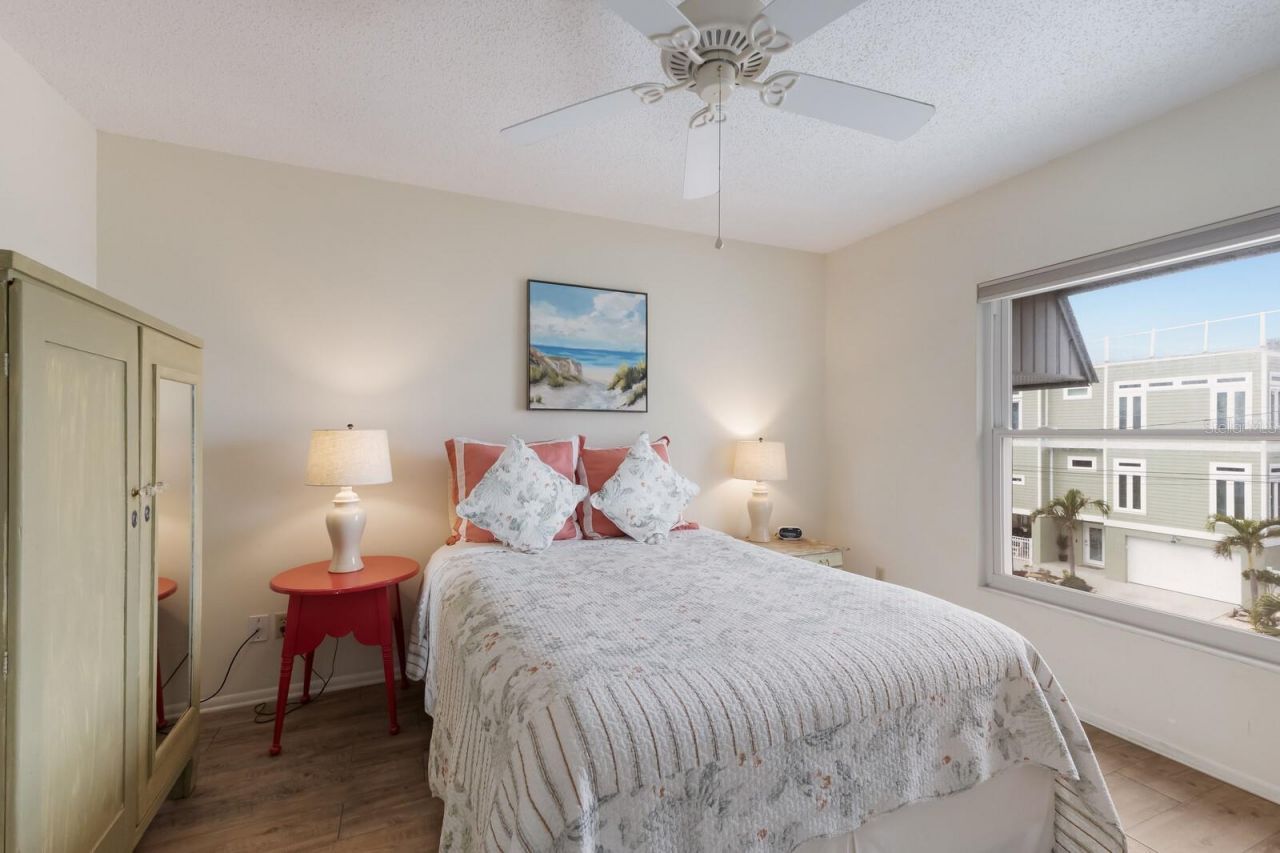 205 Highland Avenue , Unit 2, Bradenton Beach, FL 34217 Photo