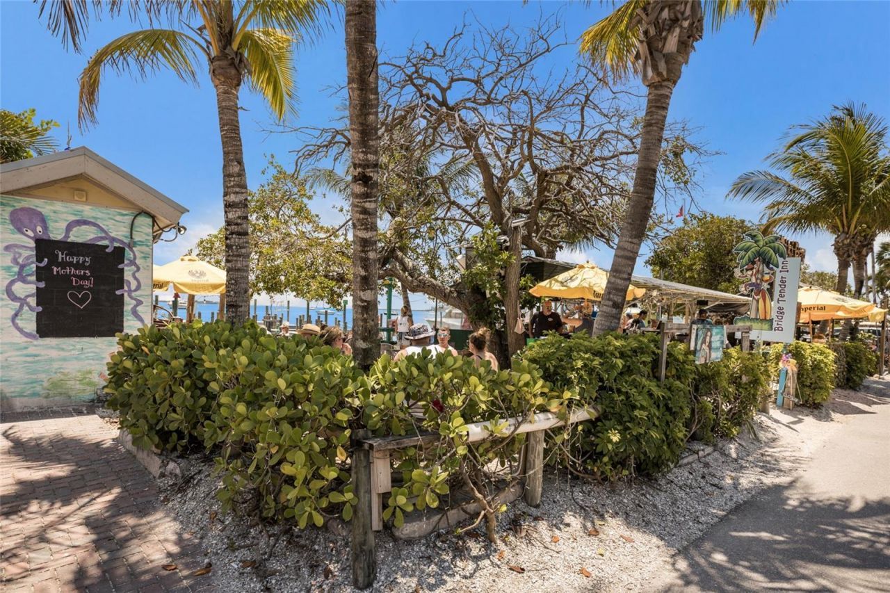 205 Highland Avenue , Unit 2, Bradenton Beach, FL 34217 Photo